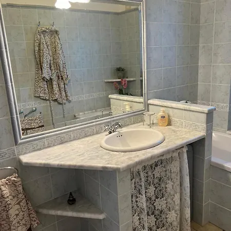 Casa Robi בית נופש *